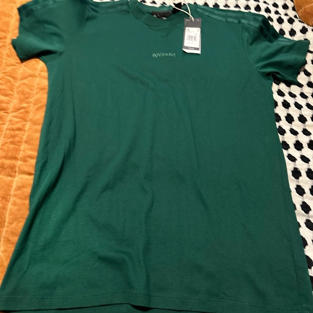 NEW with tags Ivy Park 4ALL 3 Stripes Tee